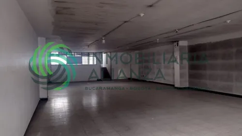 Local En Arriendo En Garcia Rovira. Cod A14136