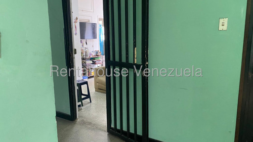 Tipo Estudio / San Bernardino - Apto. En Venta Cod. 25-23244 Carlos López