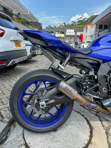 Yamaha Yzf R1 2022 Mt