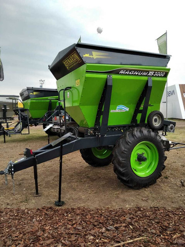 Imagen 2 de 6 de Fertilizadora 3000xs