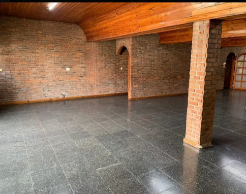 Imagen 7 de 19 de Amplio Local Ubicado En Planta Alta Y Con Terraza - Centro De José C.paz