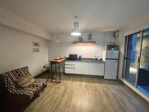 Imagen 4 de 10 de Apto . 1 Dormitorio Y Medio , Zona Montevideo Shopping .