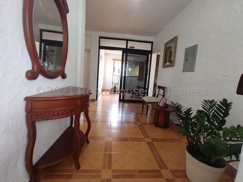 Imagen 18 de 30 de Casa En Venta En La Rotaria Oeste De Barquisimeto Lara 0.4.2.4.5.9.3.7.5.4.2 Rent-a-house Centro Occidente Mls Código: 22-9686