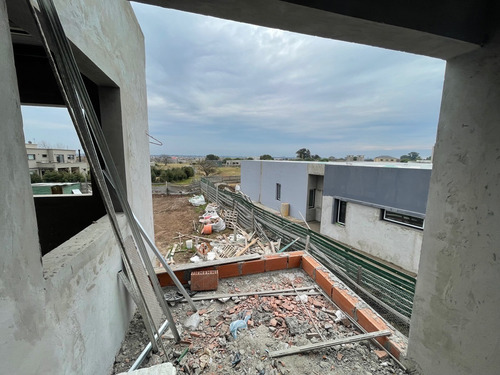 Imagen 12 de 28 de Venta Permuta Casa Barrio Cerrado Privado San Sebastian Seguridad Pileta Parrilla Cuotas Financiación Facilidades Oportunidad Inversión