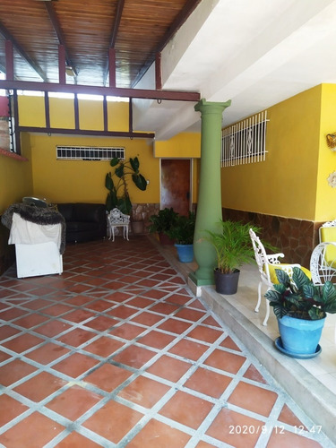 Imagen 15 de 18 de Venta Casa Urbanización Carialinda La Entrada Naguanagua