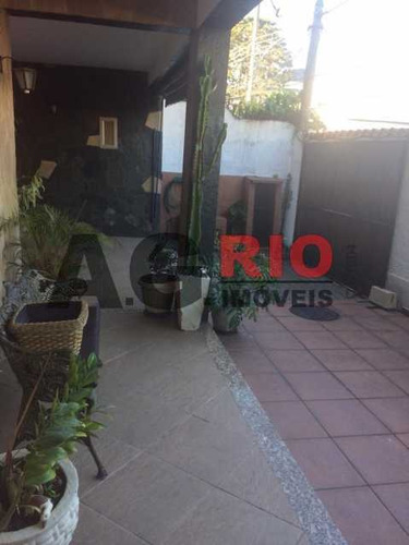 Imagem 2 de 15 de Casa De Rua-à Venda-praça Seca-rio De Janeiro - Vvca30121