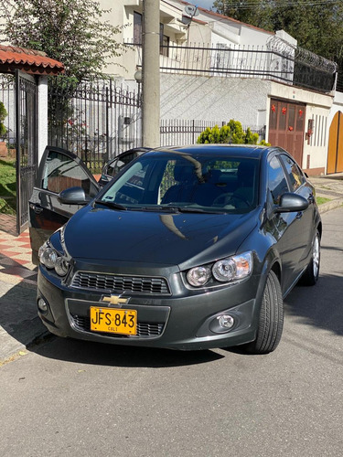 Chevrolet Sonic 1.6 Lt 4 p