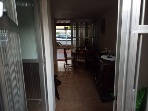 Imagem 12 de 13 de Am87- Casa 03 Dormitórios 200 M Praia Aviação Praia Grande
