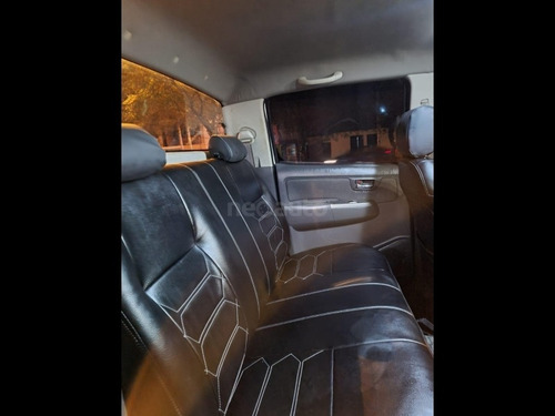 Toyota Hilux Srv 2013