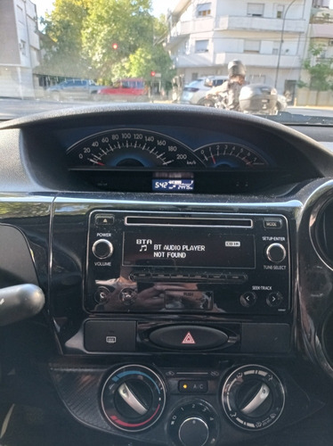 Toyota Etios 1.5 Sedan X 2016