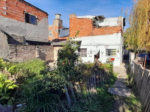 Propiedad Multifamiliar En Villa Ballester
