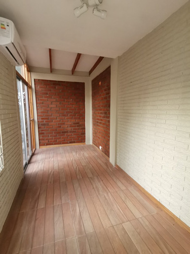 Arriendo Casa 4d2b1e - Las Condes Av Apoquindo
