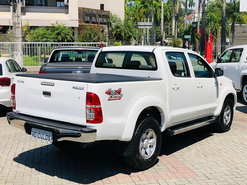 Toyota Hilux Cd Sr 4x4 3.0 Diesel Automática 2013