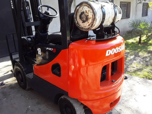 Autoelevador Doosan