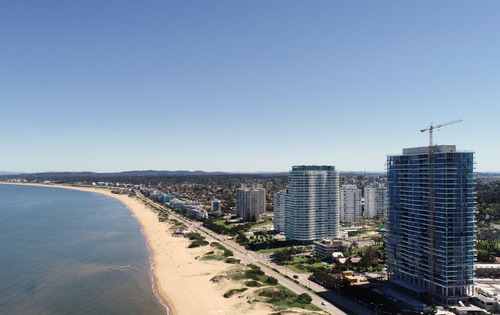 Imagen 18 de 24 de Venetian Tower Punta Del Este. Esquinero.