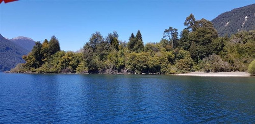 Imagen 1 de 6 de Hermoso Predio Con Playa, Lago Todos Los Santos,puerto Varas