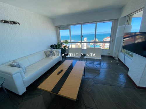 Península, Apartamento De 3 Dormitorios Con Vista