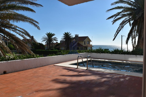Residencia En Peninsula- Casa En Venta- 5 Dormitorios- Ref: 1577