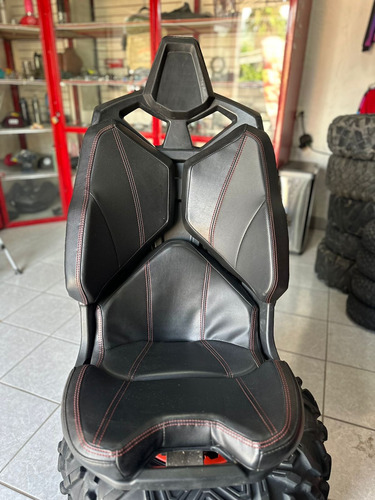 Par Asientos Polaris Rzr Negro Hilo Rojo (Usado)