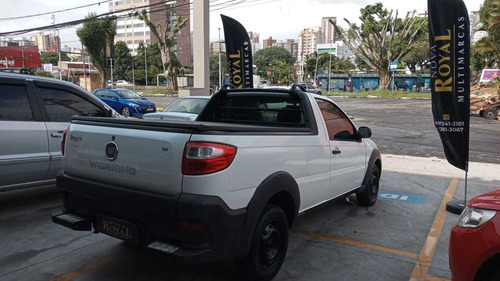 Imagem 4 de 8 de Fiat Strada Working 1.4 (flex)