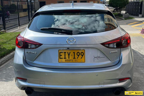 Mazda 3 2.0 Sport Touring