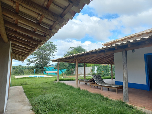 Excelente Casa No Condomínio Vale Verde Em Funilândia