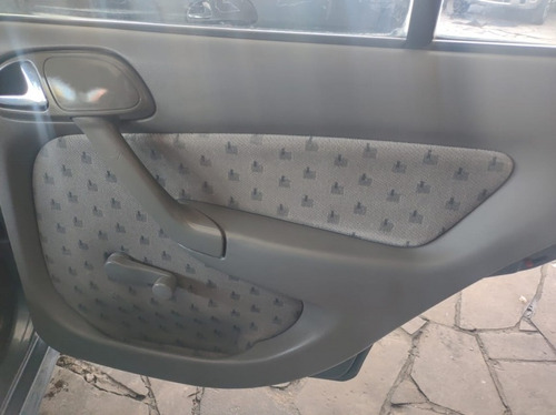 Imagem 13 de 15 de Volkswagen Parati 1.6