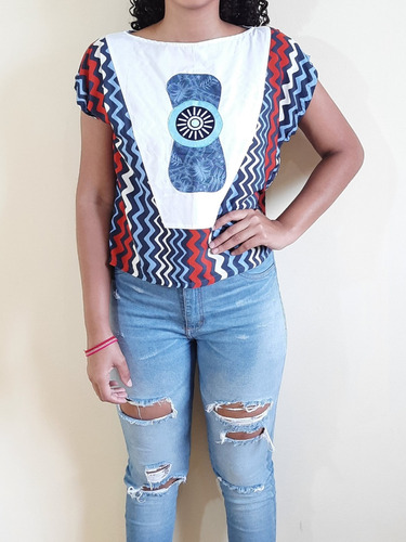 Imagem 2 de 4 de Blusa Cropped Feminino Tecido Louise