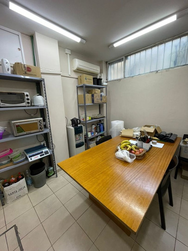 Imagen 9 de 30 de Alq Comercial - Casa Con 10 Oficinas, 3 Plantas - Saavedra