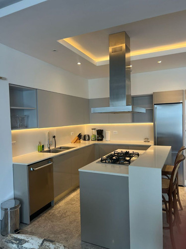 Renta De Apartamento En Cap Cana, Punta Cana.