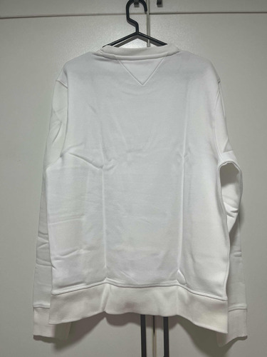 Polera Tommy Hilfiger Blanca, Talla M. Nueva