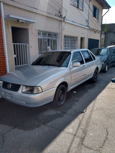 Imagem 1 de 14 de Volkswagen Santana 2000 1.8 4p Gasolina