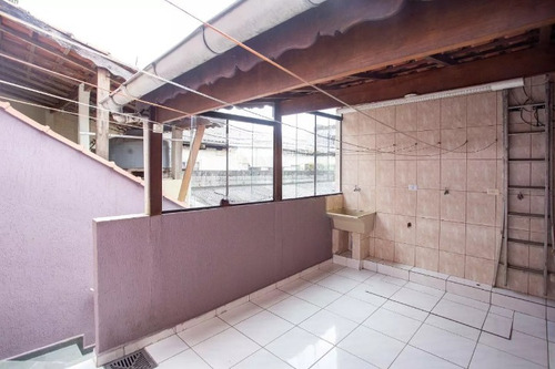 Sobrado 190 M² 3 Dormitórios - 1 Suíte - 2 Vagas De Garagem - Centro De Diadema