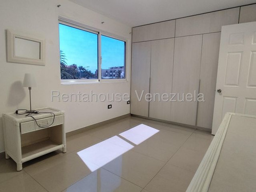 Venta De Apartamento En Playa El Ángel Margarita