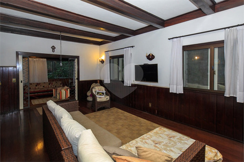 Imagem 17 de 30 de Casa Com 4 Dormitórios, Duas Vagas - Reo617543