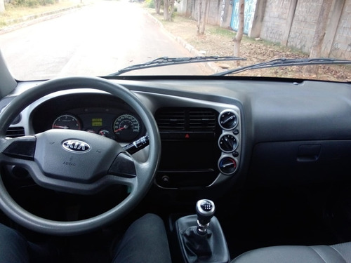 Imagem 3 de 13 de Bongo Uk 2500 Hd 2020 Com Garantia De Fabrica