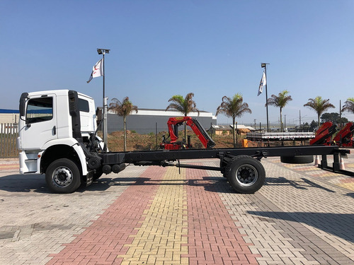 Imagem 2 de 15 de Volks 17280 Toco 2015 - Automático - No Chassi = Mb,ford,vw