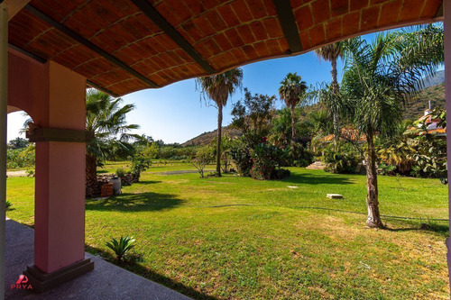 Garden House En Venta En Ajijic, Jalisco.