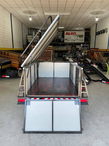 Carretinha Bau Em Acm 1.60 X 1.10 X 0.60 - 0km