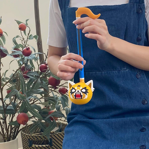 Sintetizador Otamatone Edición Japonesa Aggretsuko Rage