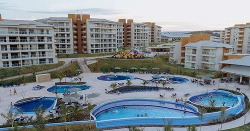 Cota Em Resort Com 2 Quartos E 2 Banheiros