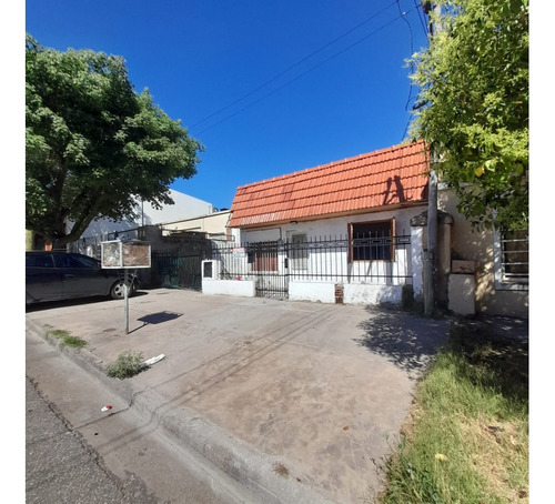 Casa En Venta En Bª Villa Amaducci - Calle Punta Alta 1400