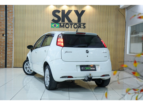 Fiat Punto 1.8 ESSENCE 16V FLEX 4P AUTOMATIZADO
