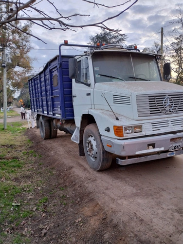 Mercedes Benz 1215