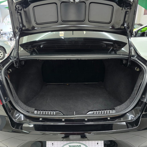 Volkswagen Voyage 1.0 Vht Trend Total Flex 4p