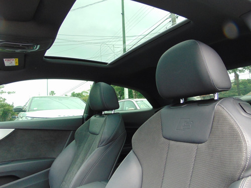 Imagen 13 de 14 de Audi A5 2021 Coupe S Line 40 Tfsi Blanco