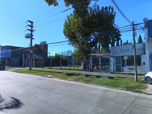 Vendo Fracción 2.960 M2, Salida A 2 Calles.