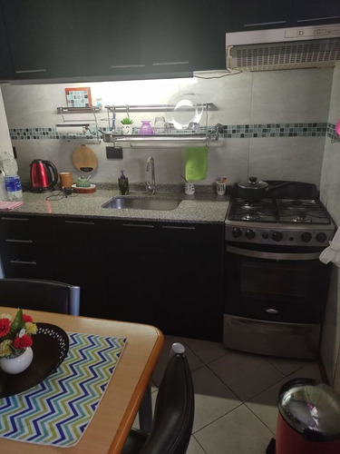 Imagen 8 de 13 de Duplex ¡ 3 Ambientes ! - Sobre Av Mosconi - ¡con Patio Y Parrilla!