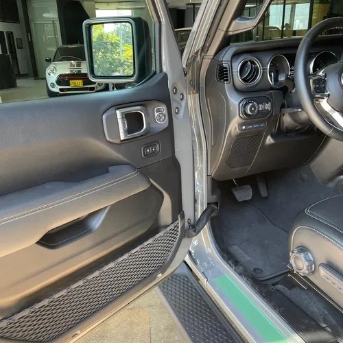 Jeep Wrangler Unlimited Sahara 4Xe