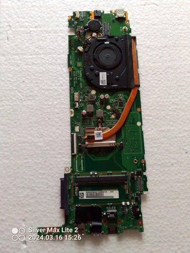 Placa Madre Board Lenovo V130 Para Repue.. A Veces Prende...